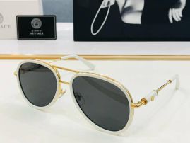 Picture of Versace Sunglasses _SKUfw55116963fw